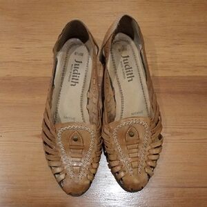 Vtg. Judith Tan Leather Shoes